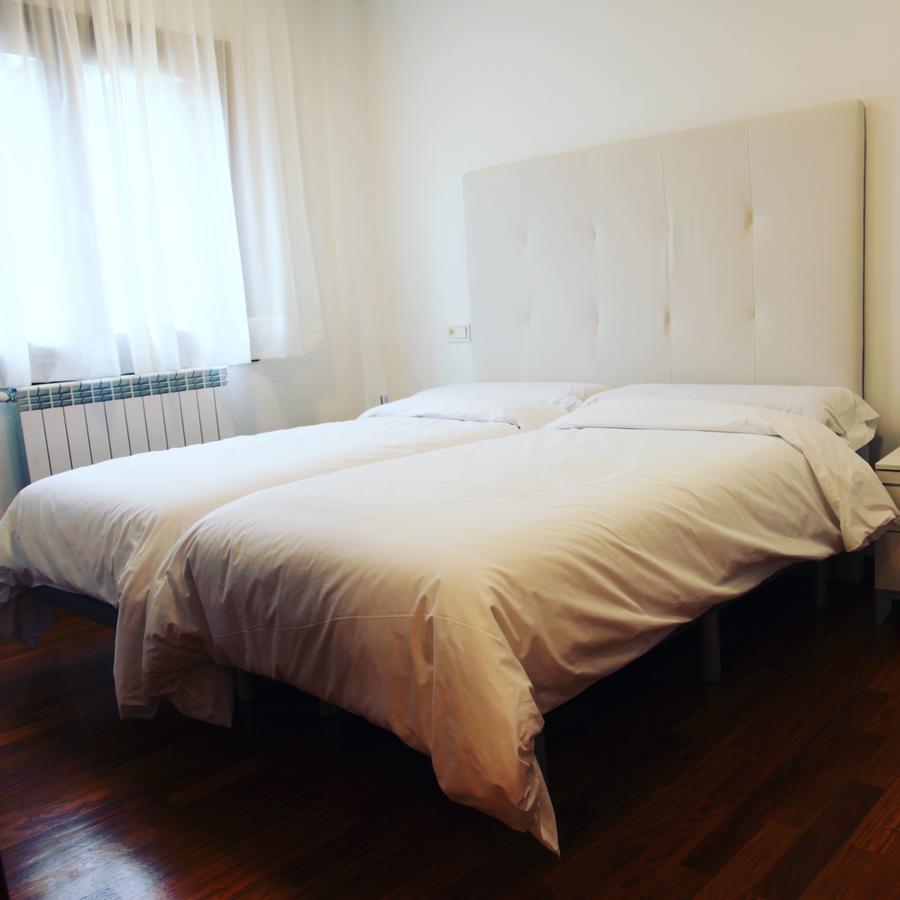 Txikierdi Alde Auto Check-In Hotel Oiartzun Eksteriør billede